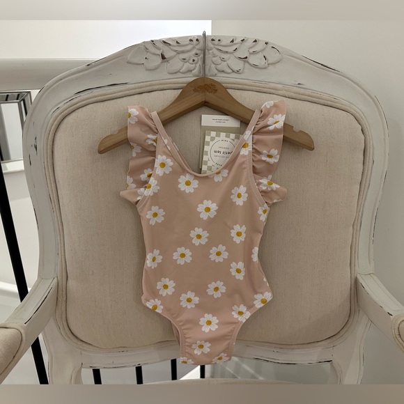 🦢 12~18 Mth Petit Lem Daisy Print on Sepia Rose Ruffle Swimsuit NWT - Picture 6 of 8